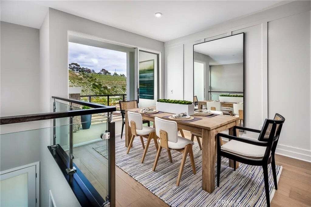 Condo in San Diego, California, United States 3 - 18682787