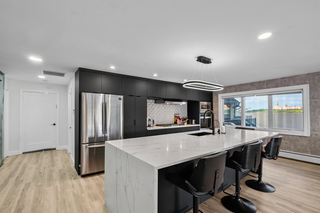 Condo in North Bergen, New Jersey, United States 5 - 18682691