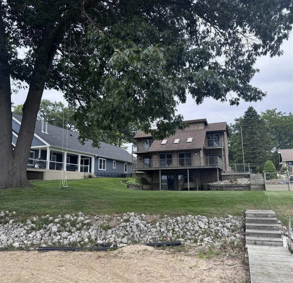 House in North Muskegon, Michigan, United States 1 - 18682235