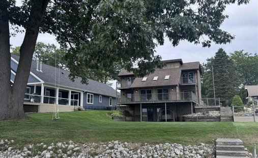 House in North Muskegon, Michigan, United States 1