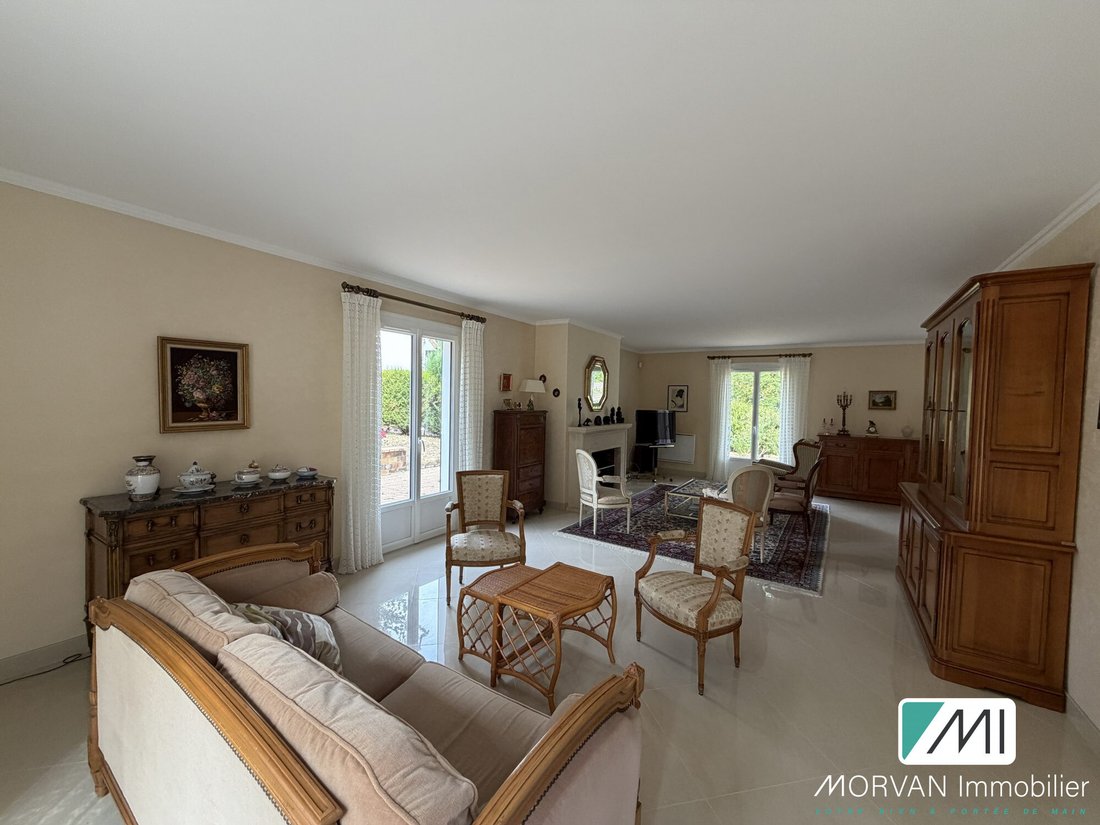 House in Les Essarts-le-Roi, Ile-de-France, France 4 - 18684366