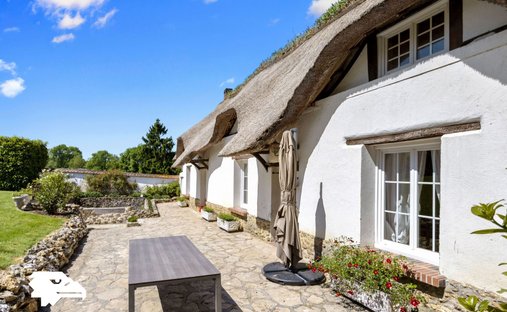 House in Aubevoye, Le Val d'Hazey, France 1