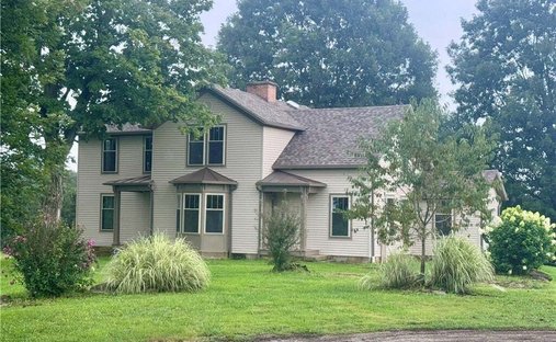 House in Fleming, Ohio, United States 1