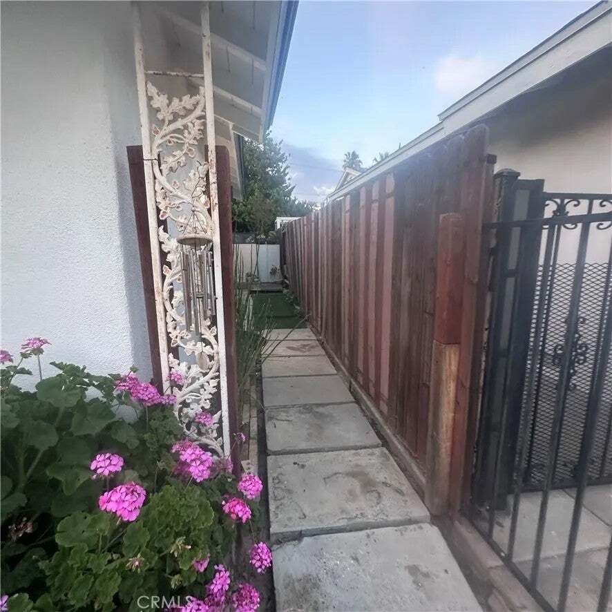 House in Los Angeles, California, United States 4 - 18682828