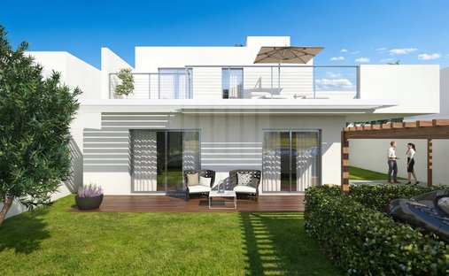 House in Azeitao (Sao Lourenco e Sao Simao), Setubal, Portugal 1