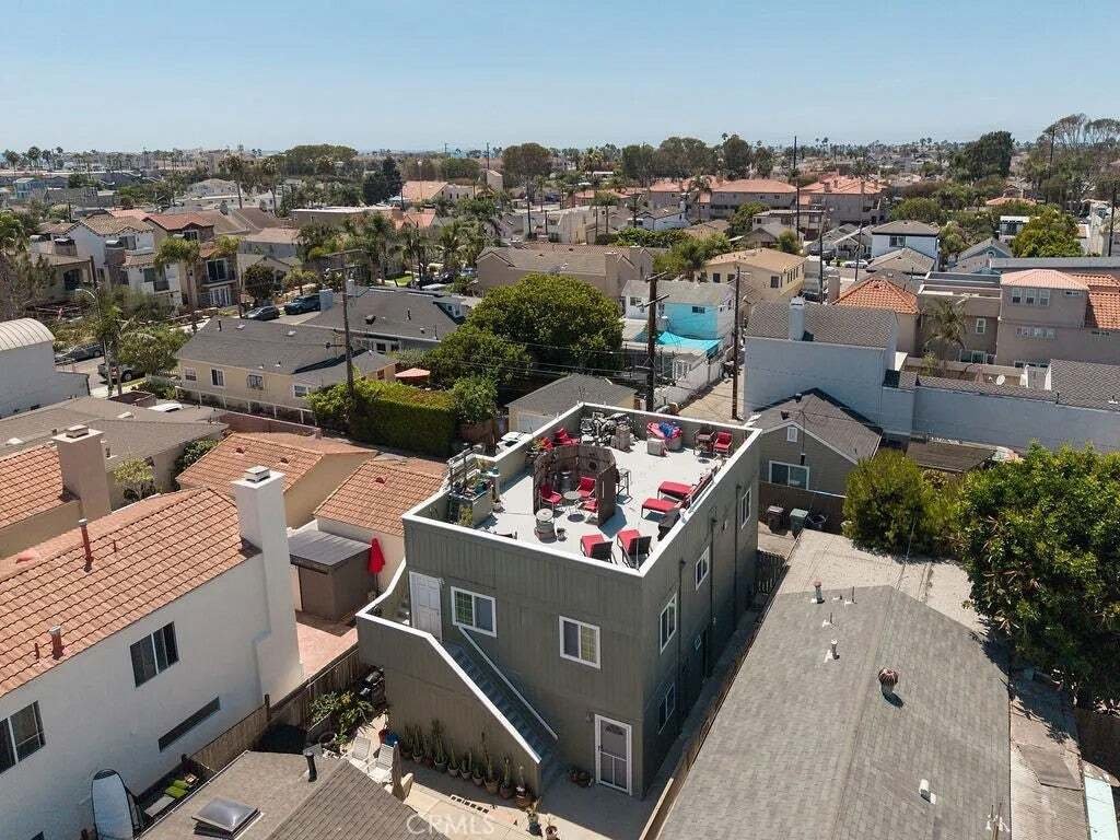 Huntington Beach, California, United States 3 - 18682838