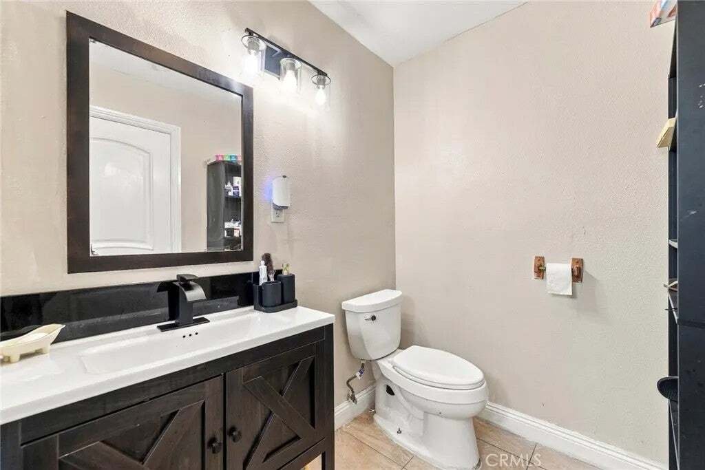 House in Lakewood, California, United States 3 - 18682792