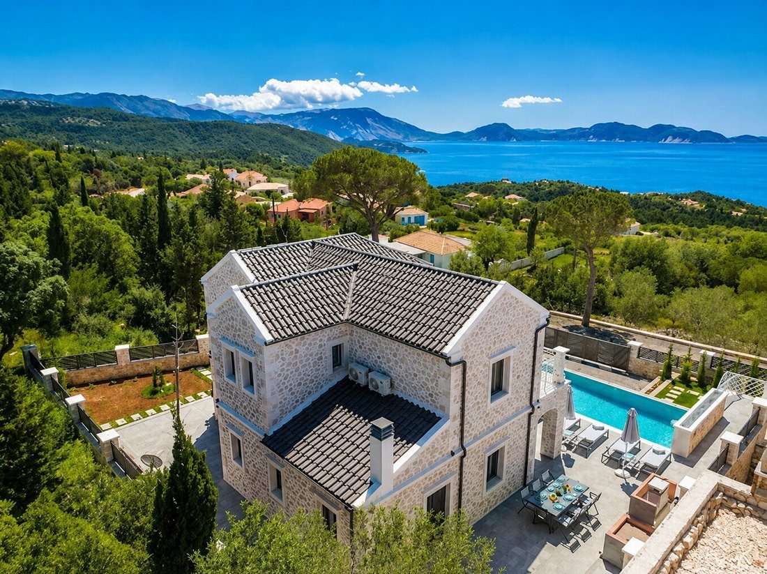 Villa in Erisos, Peloponnese, Western Greece and the Ionian, Greece 2 - 18680385