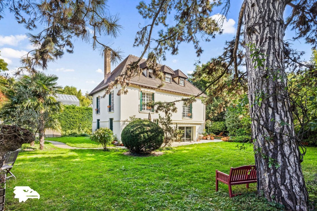 House in Creteil, Ile-de-France, France 3 - 18682372