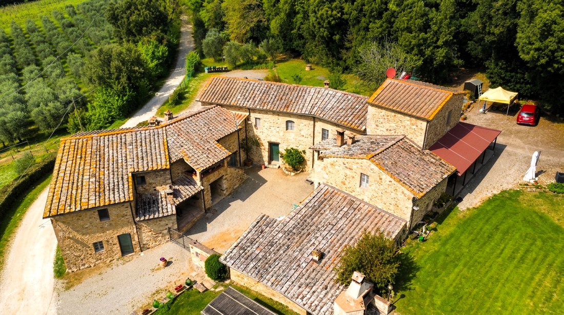 Country House in Colle di Val d'Elsa, Tuscany, Italy 4 - 18682977