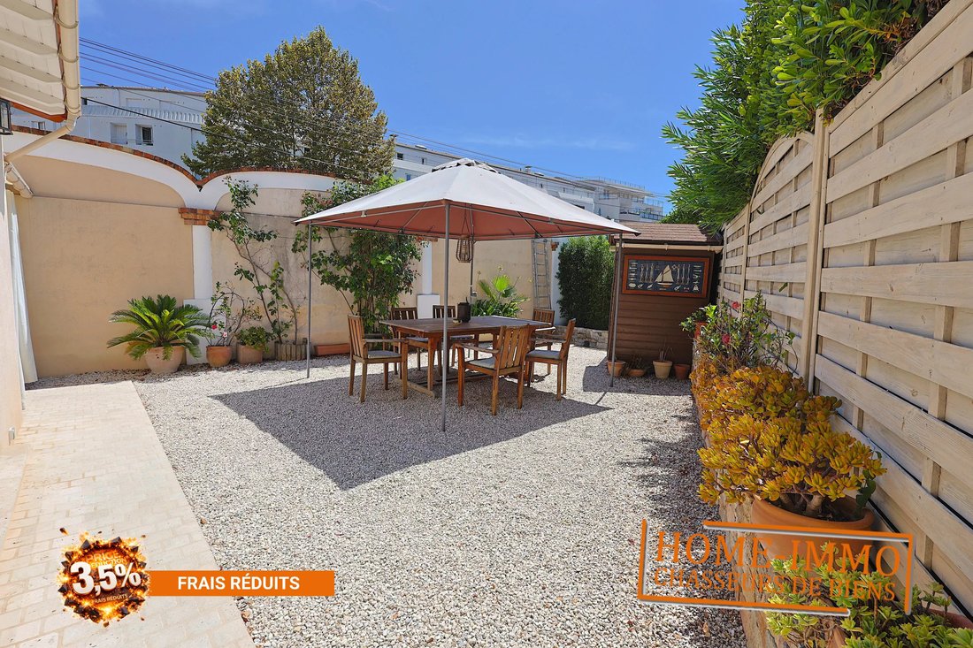Townhouse in Ponteil, Antibes, France 4 - 18681319