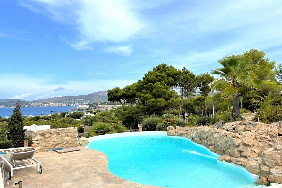 Villa in Santa Ponsa, Balearic Islands, Spain 1 - 18680515