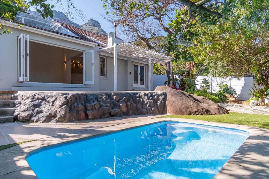 House in Scott Estate, Cape Town, South Africa 1 - 18680692