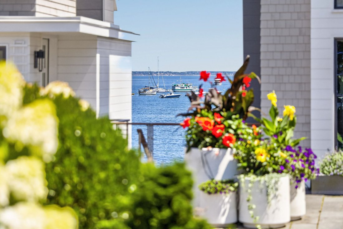 Condo in Provincetown, Massachusetts, United States 3 - 17661918