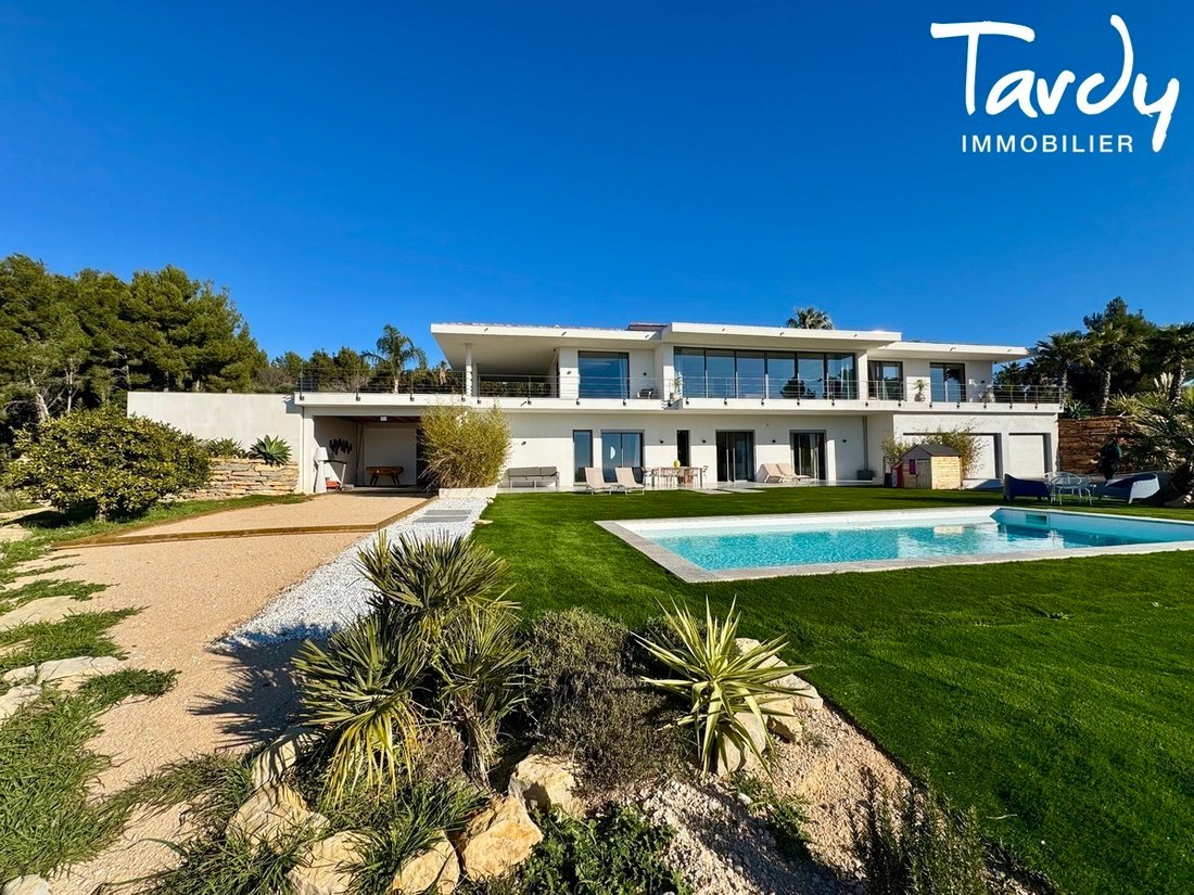 Villa in La Ciotat, Provence-Alpes-Côte d'Azur, France 1 - 17227114