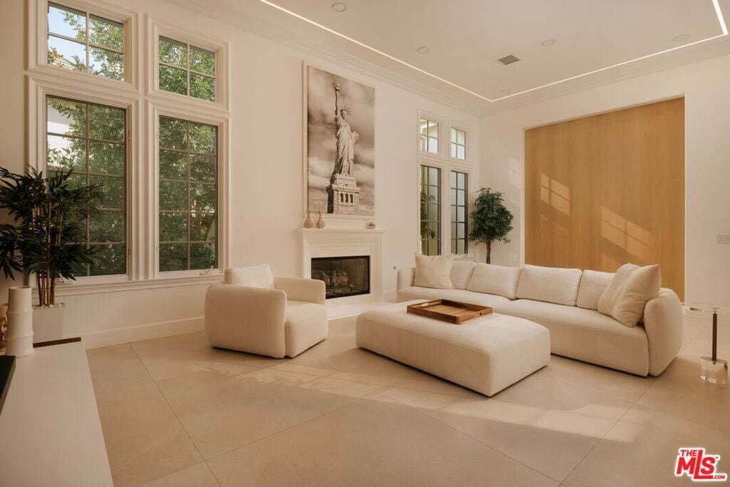 House in Hidden Hills, California, United States 4 - 18682135