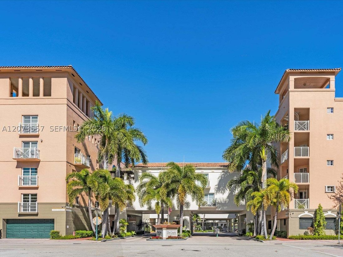 Condo in Miami Beach, Florida, United States 4 - 18682431