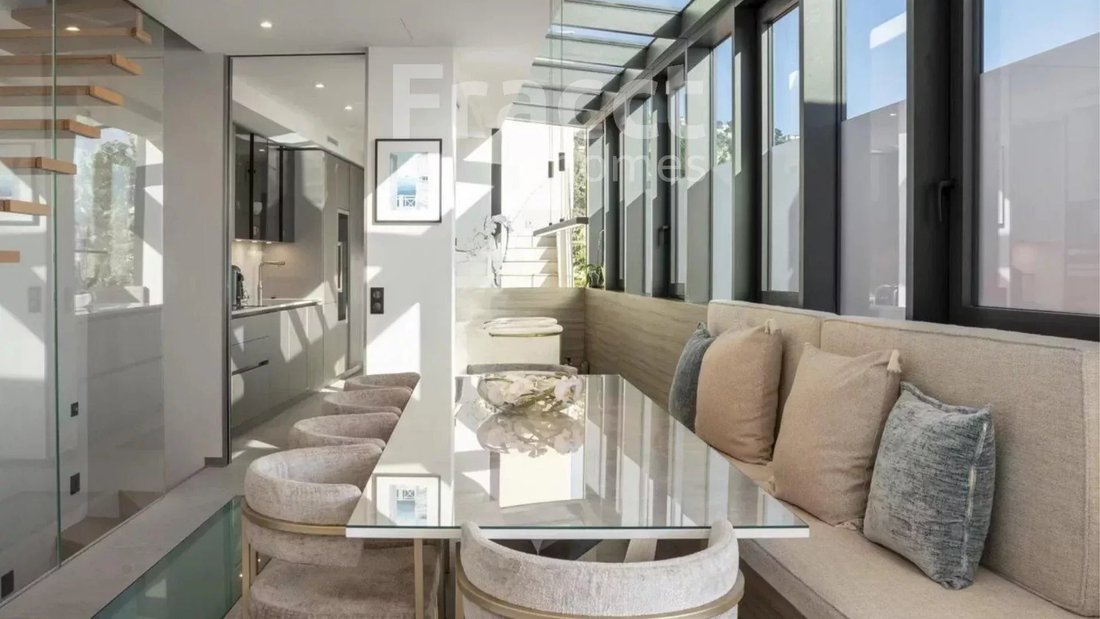 Villa à Village-Cros de Caste-Coupiere-Mont Gros, Roquebrune-Cap-Martin, France 3 - 17140930
