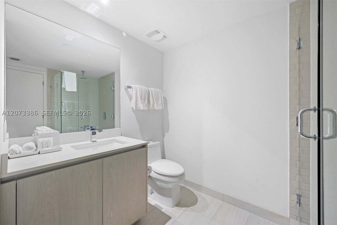 Condo in Hollywood, Florida, United States 5 - 18682386