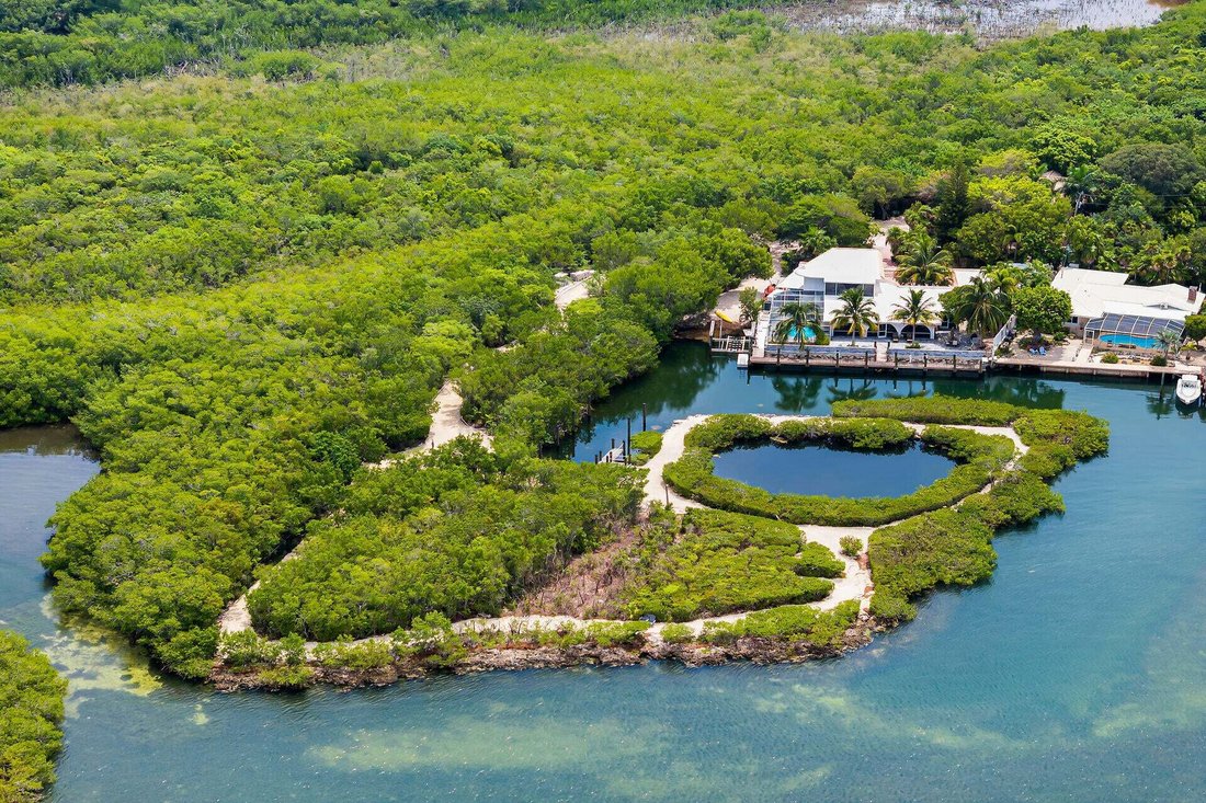 House in Marathon, Florida, United States 1 - 18682155