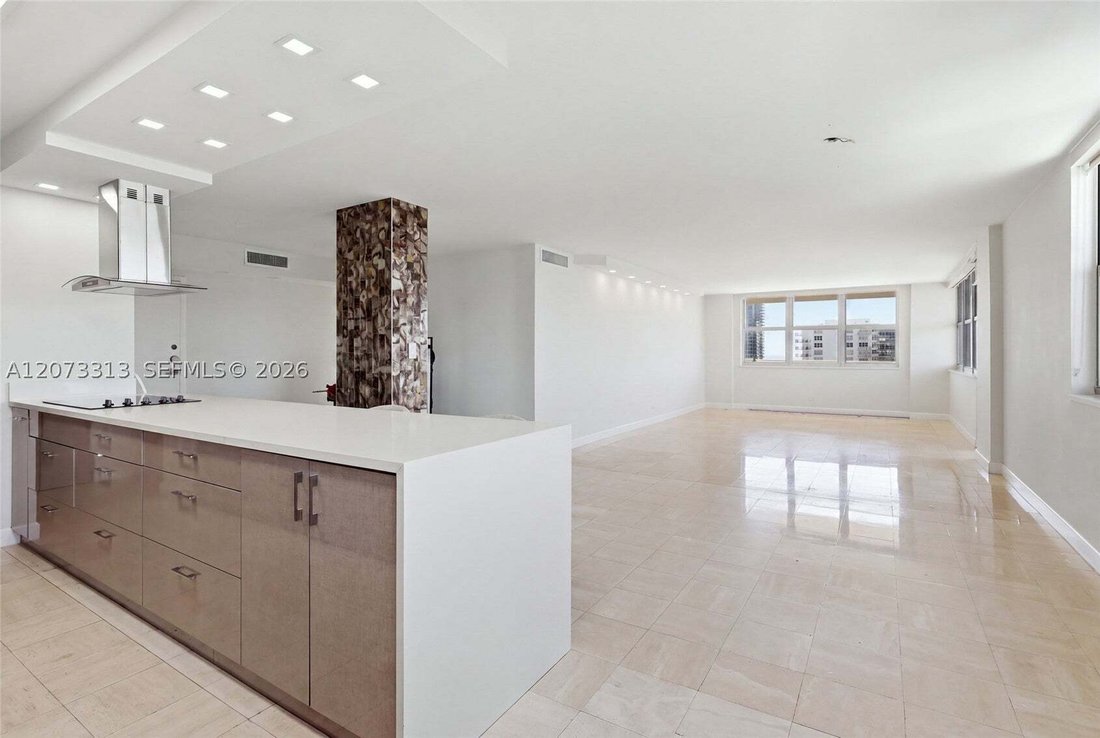 Condo in Golden Beach, Florida, United States 3 - 18682437