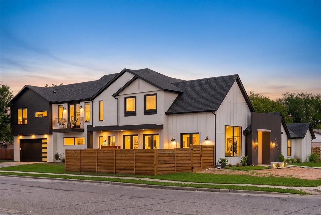 House in Farmers Branch, Texas, United States 1 - 18682943