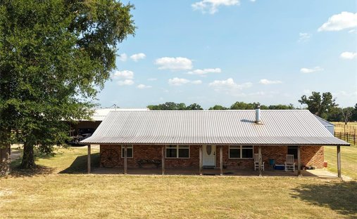 House in Donie, Texas, United States 1