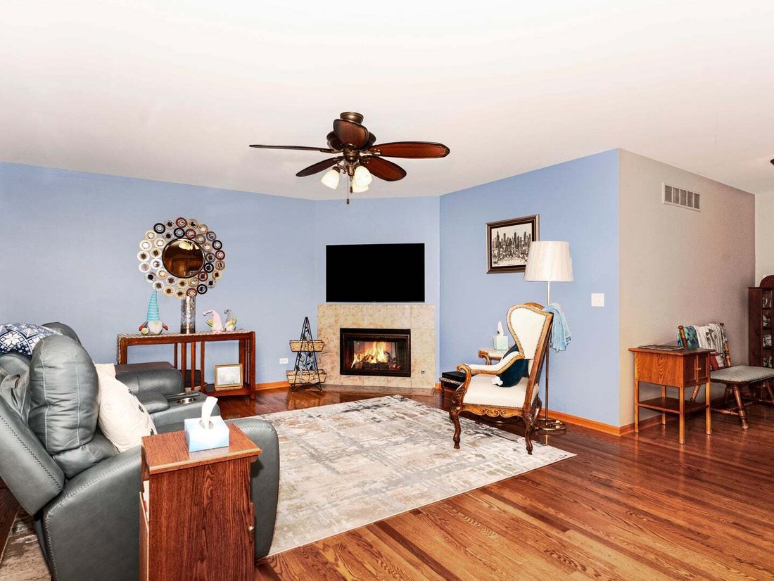 House in New Lenox, Illinois, United States 4 - 18680931