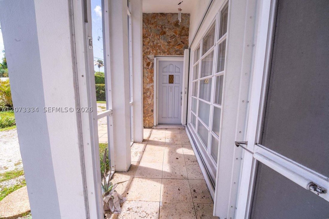 House in Miami, Florida, United States 4 - 18682361