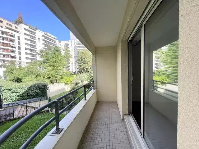 Apartment in Hôtel de Ville, Courbevoie, France 1 - 15869685