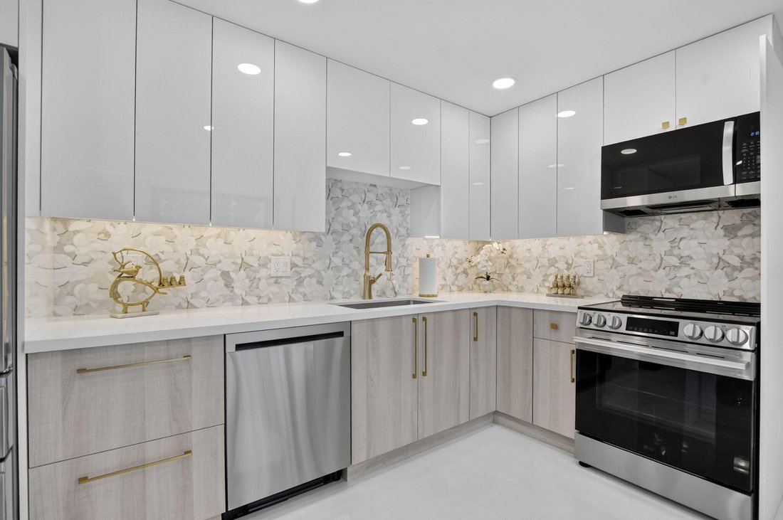 Condo in Boca Raton, Florida, United States 1 - 18682306