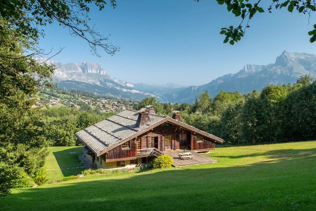Chalet in Megève, Auvergne-Rhône-Alpes, France 2 - 18085210