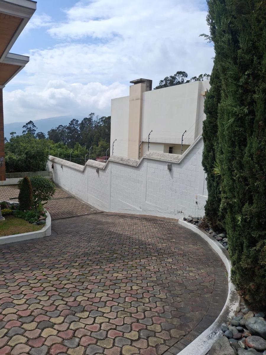 House in Quito, Pichincha, Ecuador 4 - 18683570
