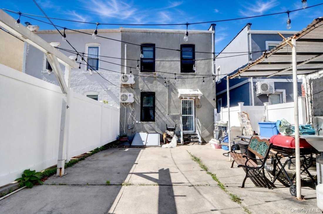 House in New York, New York, United States 2 - 18680330