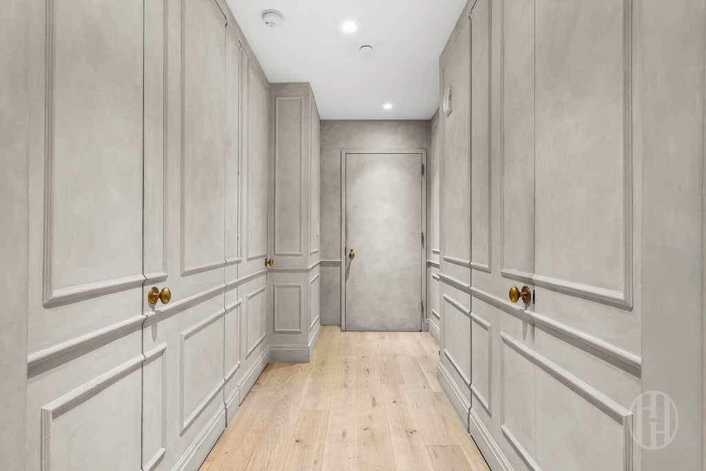 House in New York, New York, United States 5 - 18684304