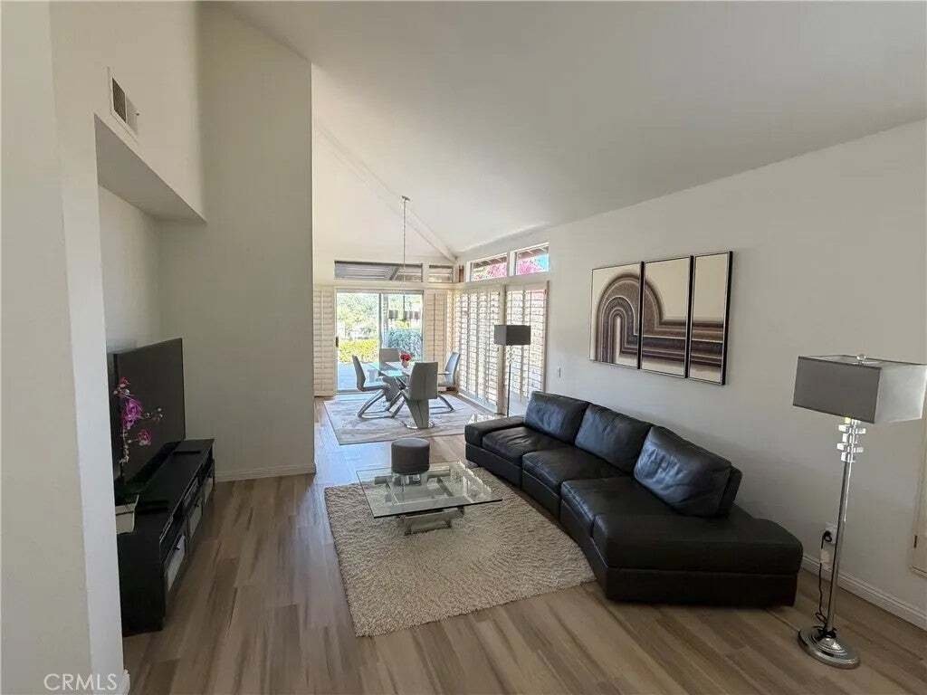 Casa en Trabuco Canyon, California, Estados Unidos 2 - 18562390