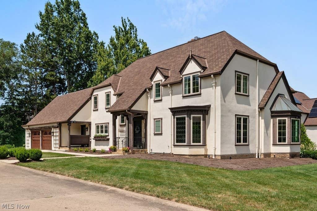 House in Lakewood, Ohio, United States 1 - 18684480