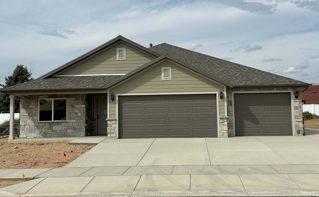 House in Syracuse, Utah, United States 1 - 18682063
