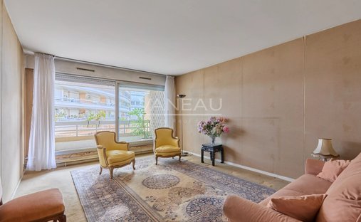 Apartment in Cambronne-Garibaldi, Paris 15e Arrondissement, Paris 1