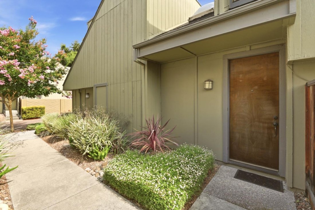 Townhouse in Palo Alto, California, United States 3 - 18682266