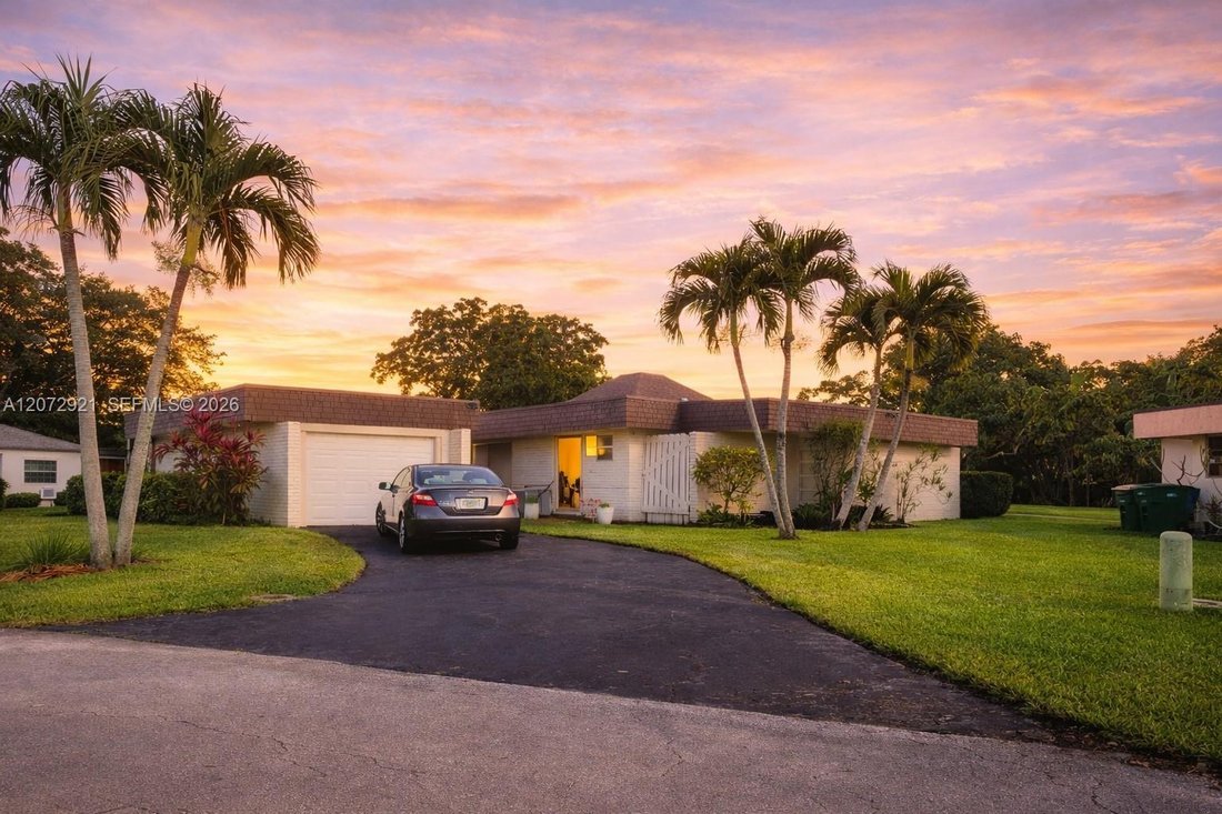 House in Coral Springs, Florida, United States 5 - 18683261