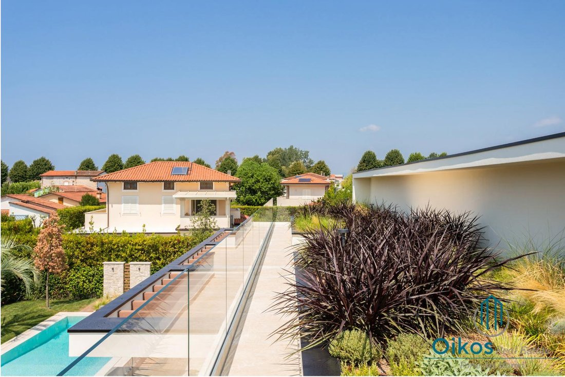 Villa in Caranna-Vaiana, Forte dei Marmi, Tuscany 4 - 18683055