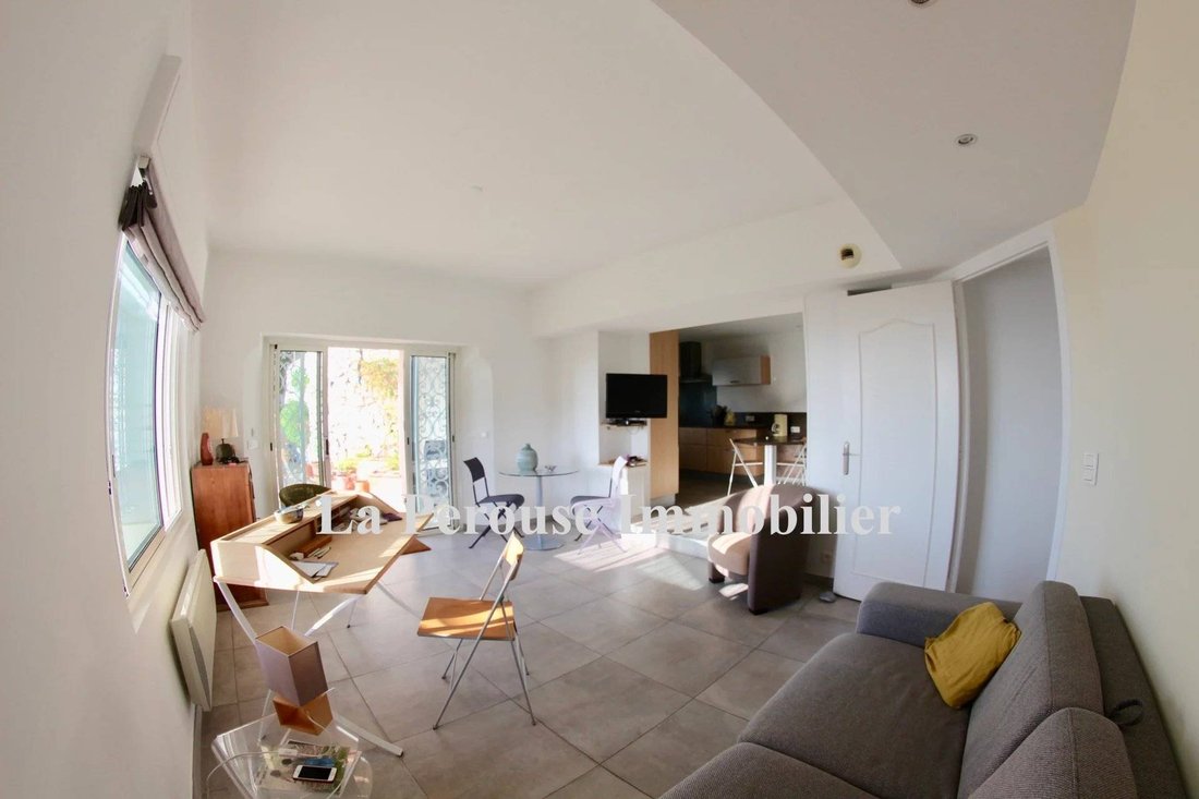 Apartment in Villefranche-sur-Mer, Provence-Alpes-Côte d'Azur, France 2 - 15722967