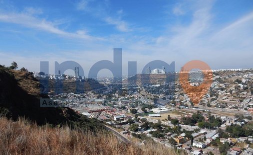 Land in Santiago de Querétaro, Querétaro, Mexico 1