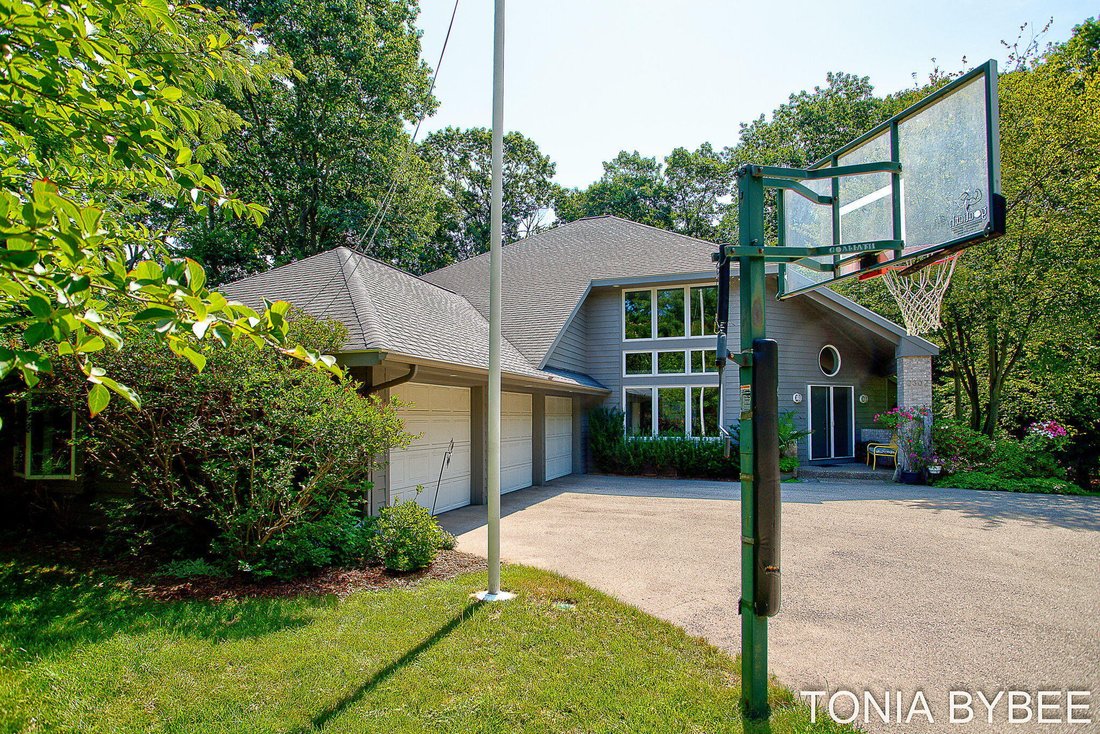 House in West Olive, Michigan, United States 3 - 18681260