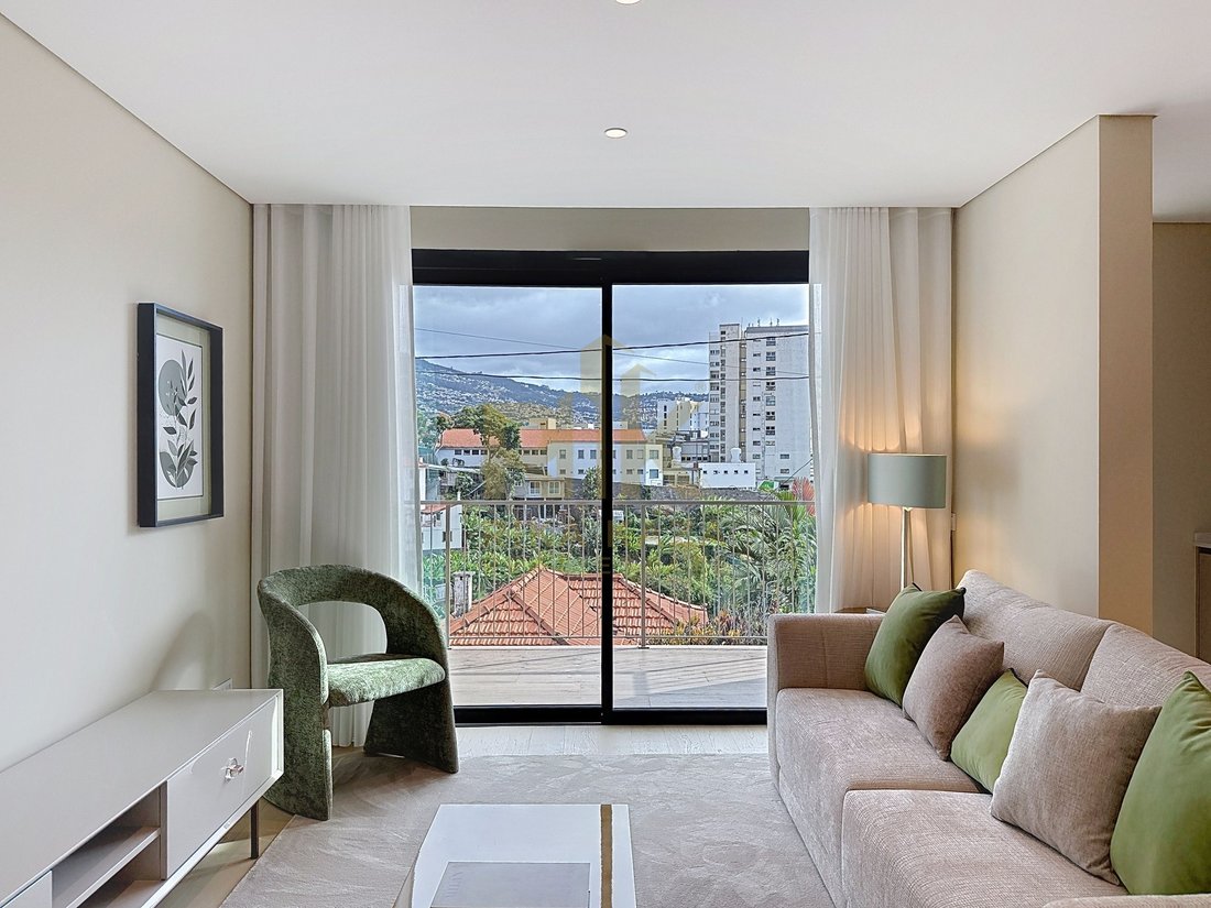 Apartment in Sao Martinho, Madeira, Portugal 2 - 18683420