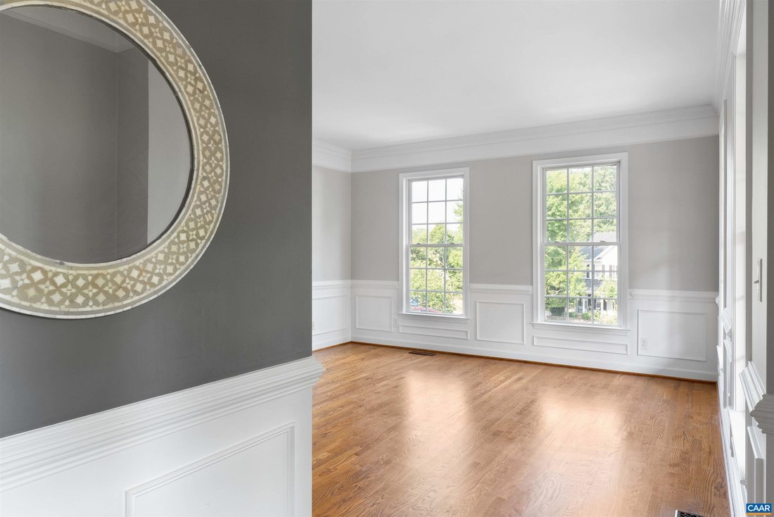 House in Charlottesville, Virginia, United States 4 - 18682073