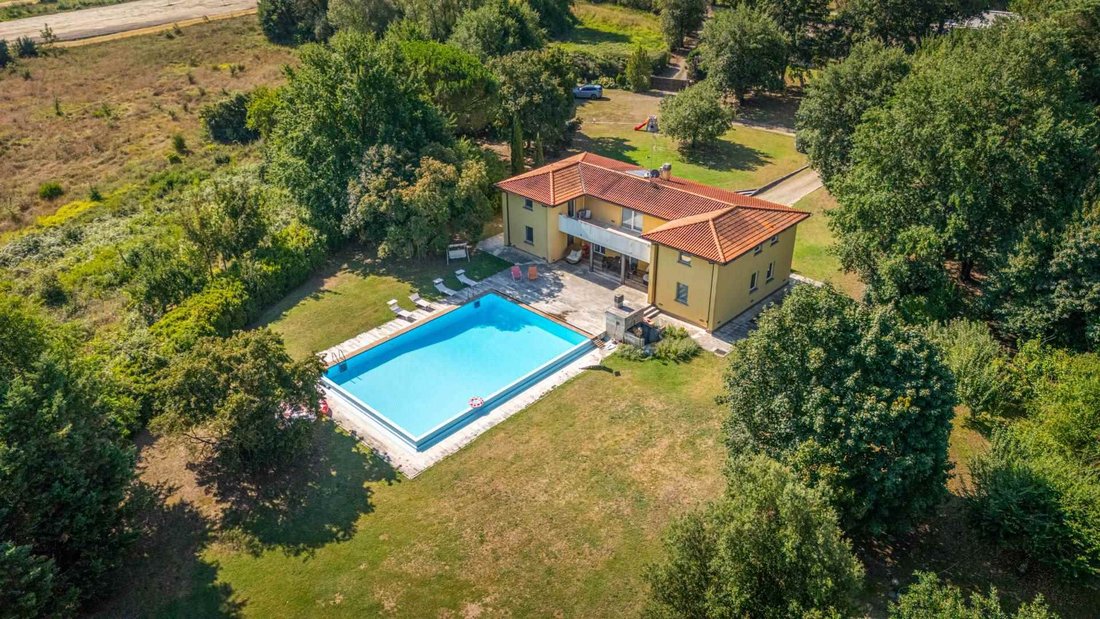 Villa in Center, Arezzo, Tuscany 1 - 18683319