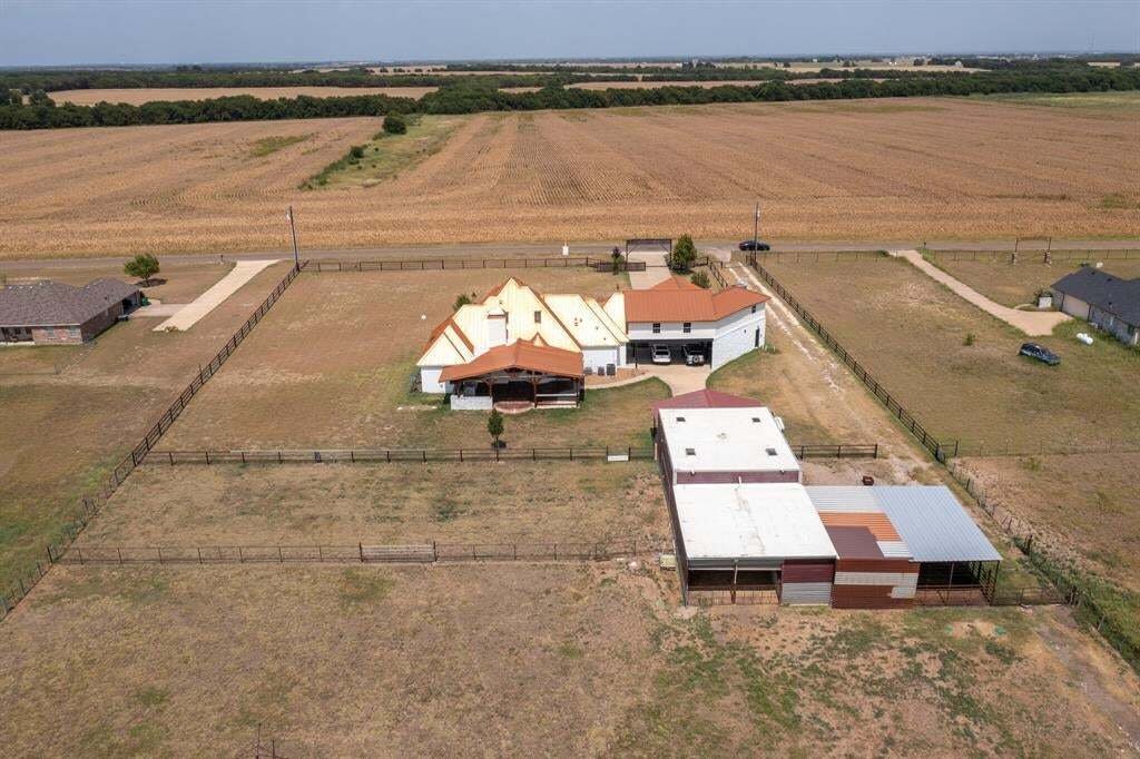 House in Waxahachie, Texas, United States 2 - 18681055