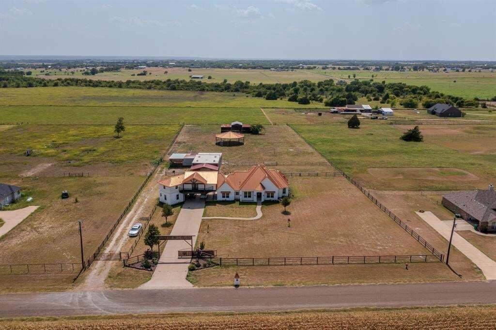 House in Waxahachie, Texas, United States 1 - 18681055